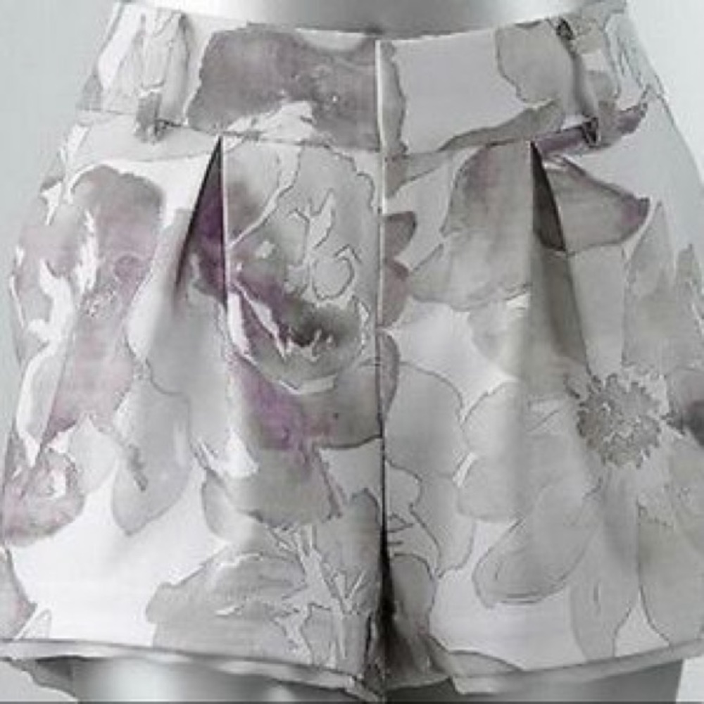 Simply Vera Wang Lilac Floral Shorts